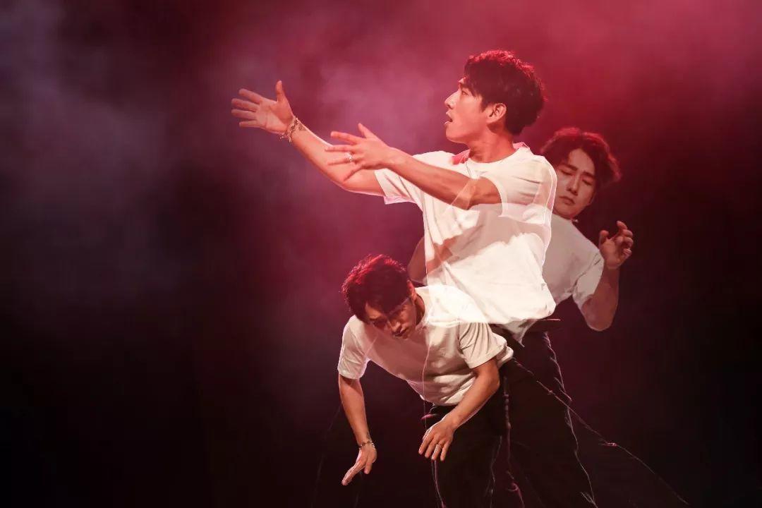 “第二届全国街舞创作作品展演”及“首届粤港澳大湾区街舞青年交流会”将于11月中旬在广州隆重举办