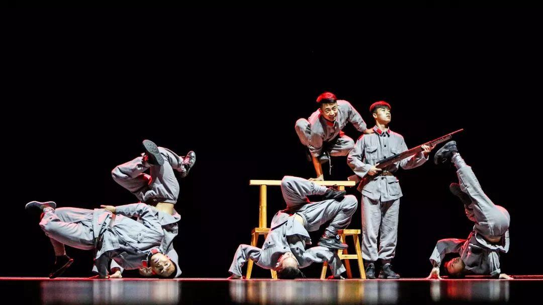 “第二届全国街舞创作作品展演”及“首届粤港澳大湾区街舞青年交流会”将于11月中旬在广州隆重举办