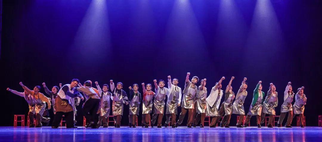 “第二届全国街舞创作作品展演”及“首届粤港澳大湾区街舞青年交流会”将于11月中旬在广州隆重举办