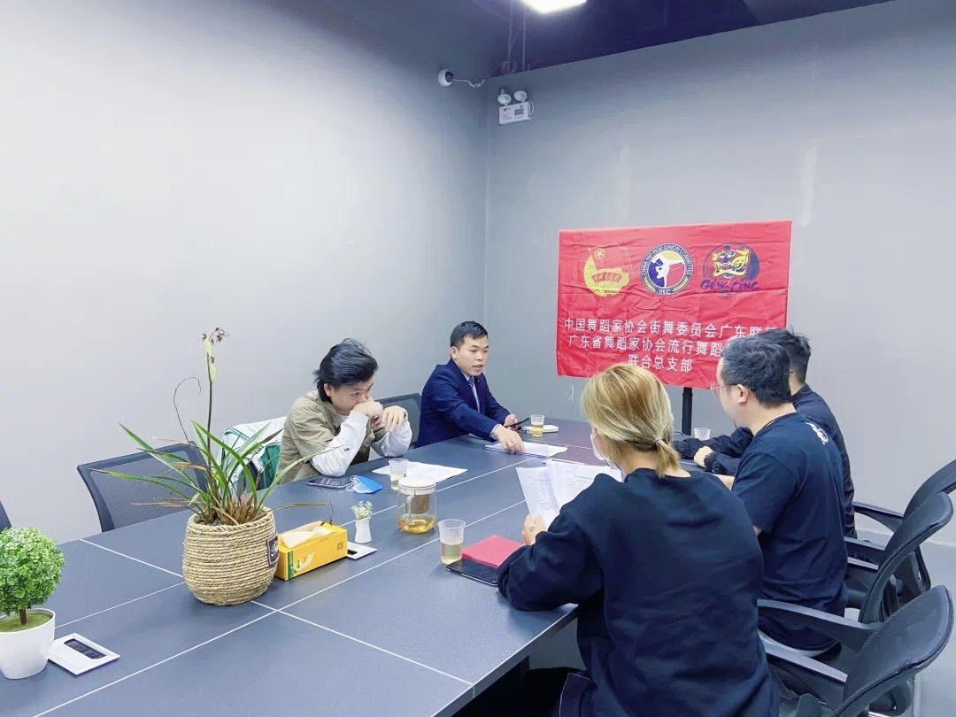 五四精神传承有我，中国街舞青年让青春为祖国绽放！