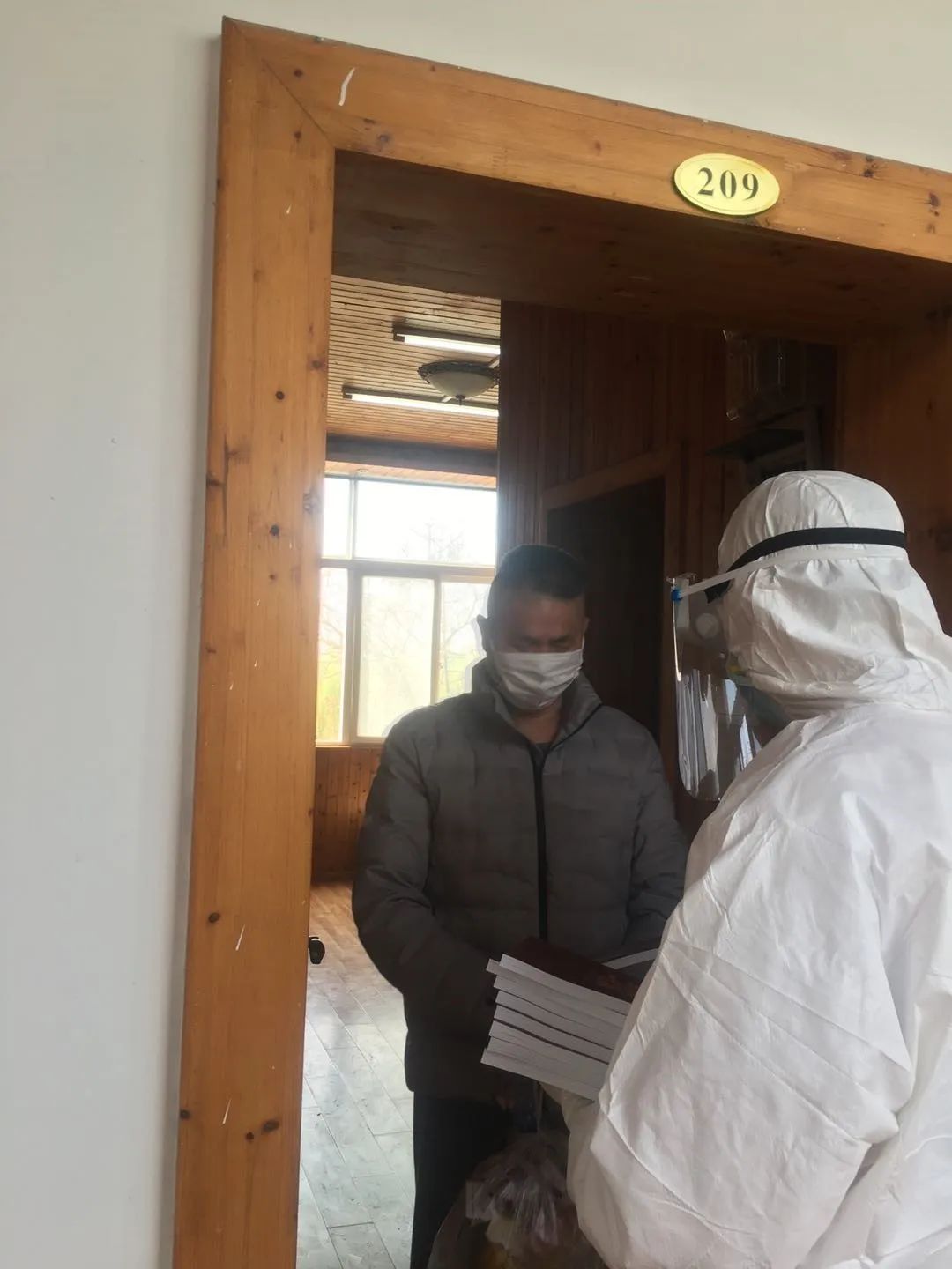 CHUC湖北武汉街舞小伙一线战疫笔记 CHUC湖北武汉街舞小伙一线战疫笔记