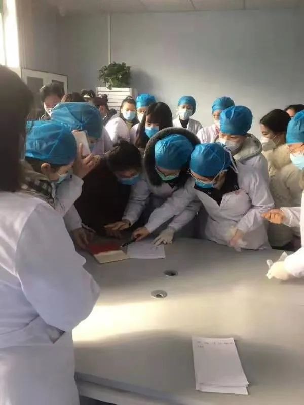 CHUC湖北武汉街舞小伙一线战疫笔记 CHUC湖北武汉街舞小伙一线战疫笔记